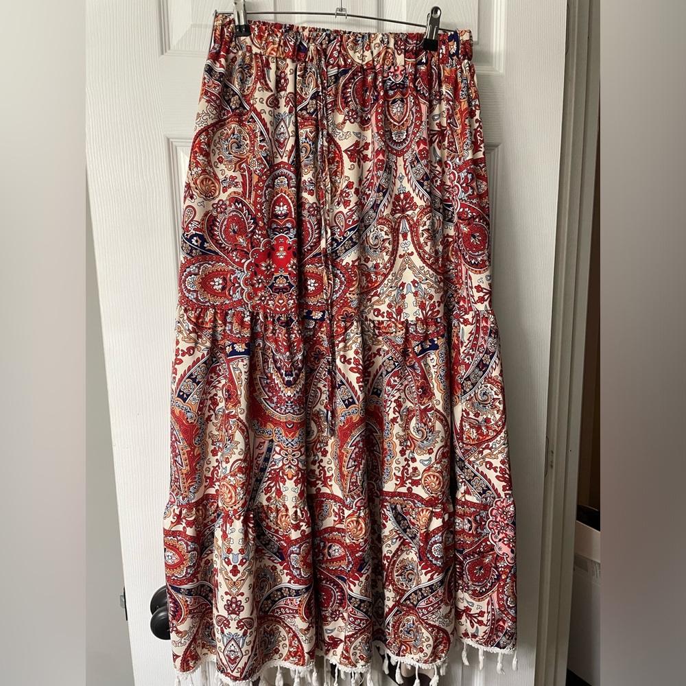 Maxi skirt